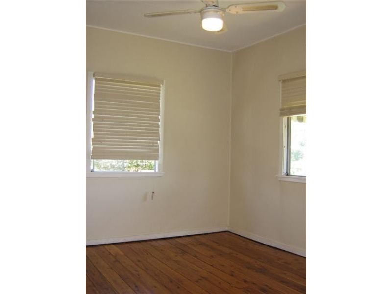 15 Newman Road, Wavell Heights QLD 4012