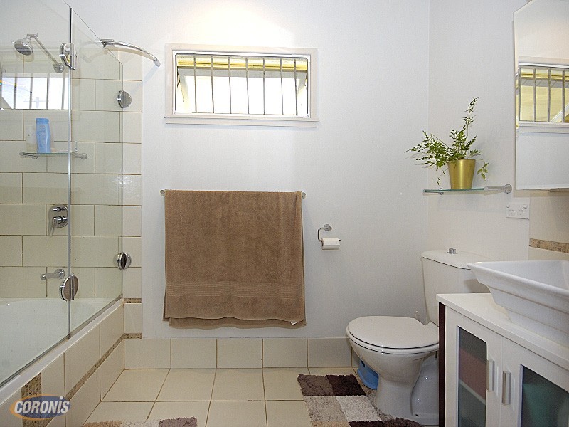 Stafford Heights QLD 4053