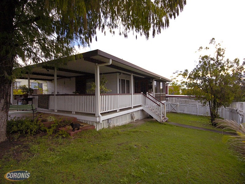2 Aldwych Street, Stafford Heights QLD 4053