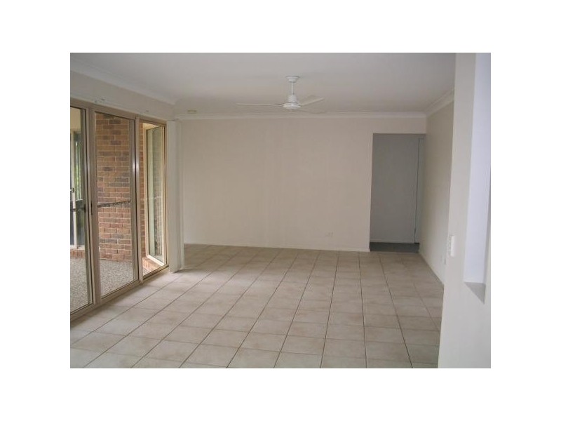 4 Strathmere Place, Upper Kedron QLD 4055