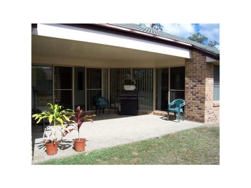 4 Strathmere Place, Upper Kedron QLD 4055