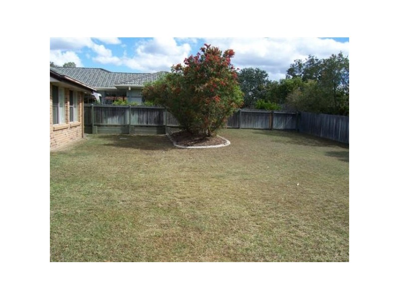 4 Strathmere Place, Upper Kedron QLD 4055