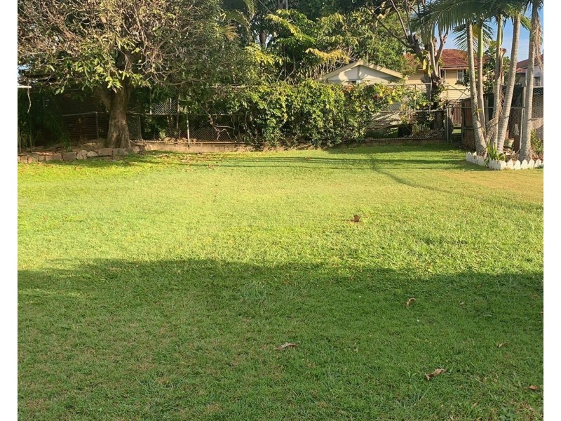 21 Wellington Street, Wooloowin QLD 4030