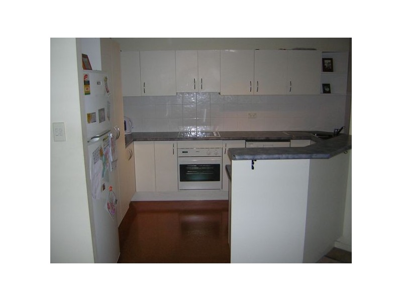 2/18 Frederick Street, Alderley QLD 4051