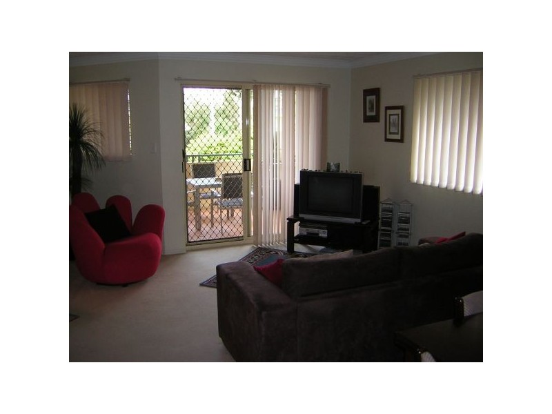 2/18 Frederick Street, Alderley QLD 4051