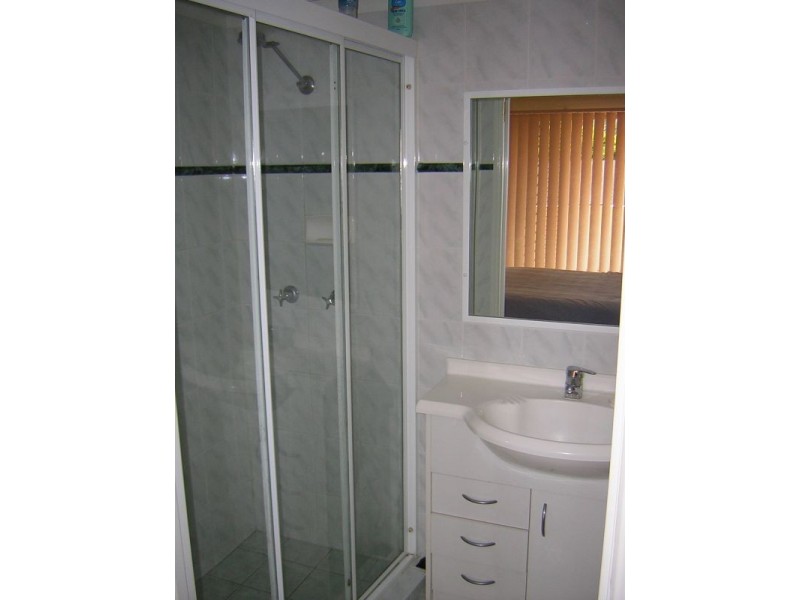 2/18 Frederick Street, Alderley QLD 4051