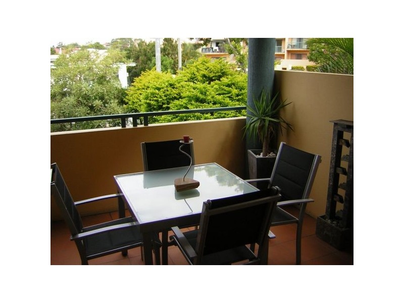 2/18 Frederick Street, Alderley QLD 4051