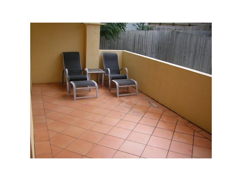 2/18 Frederick Street, Alderley QLD 4051