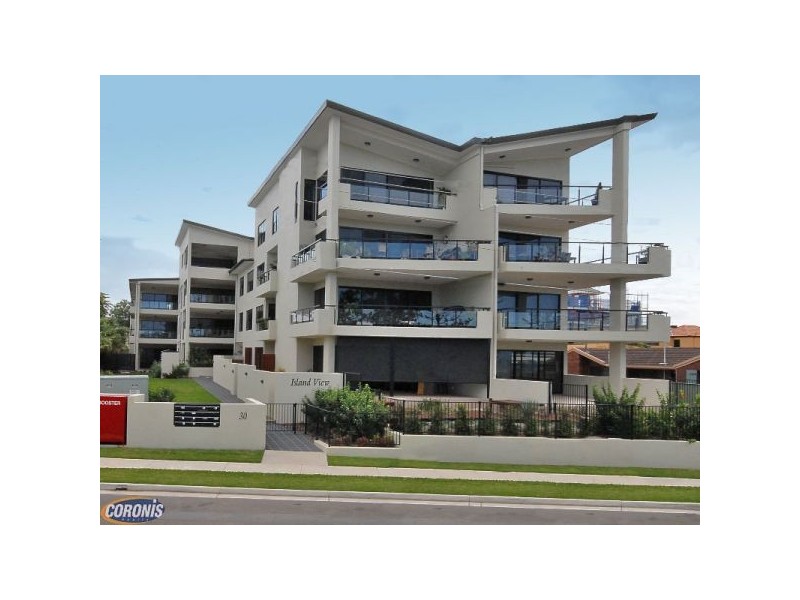 15/30 Gayundah Esplanade, Woody Point QLD 4019