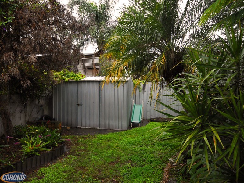 33 Seaview Parade, Deception Bay QLD 4508