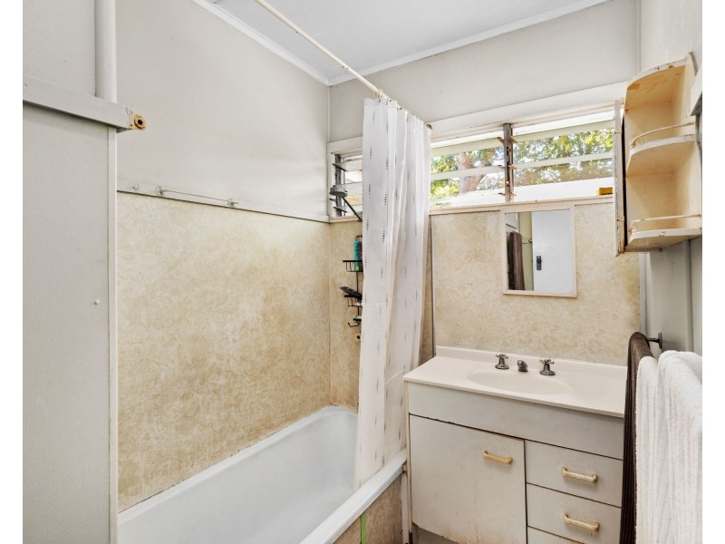 17 Karbala St, Stafford QLD 4053