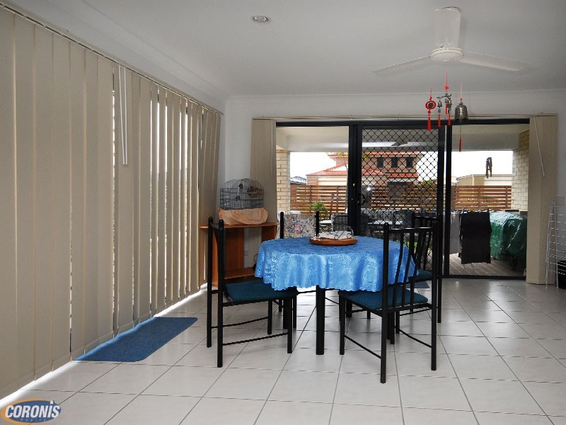 Sandstone Point QLD 4511