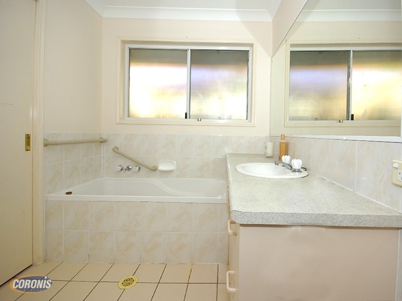 Forest Lake QLD 4078