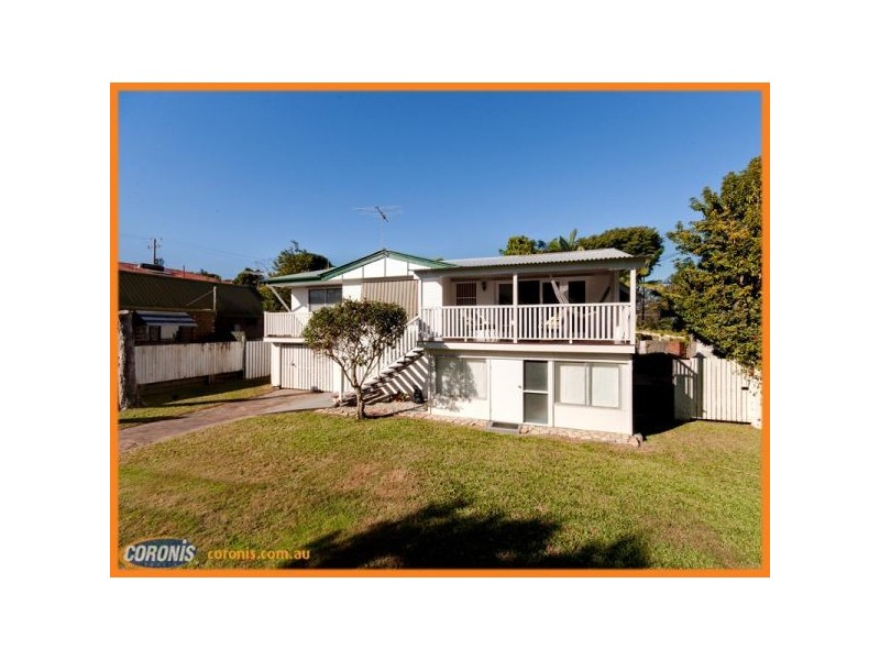 5 Owarra Avenue East, Ferny Hills QLD 4055