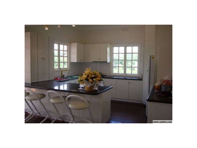 11 Henry Street, Ascot QLD 4007