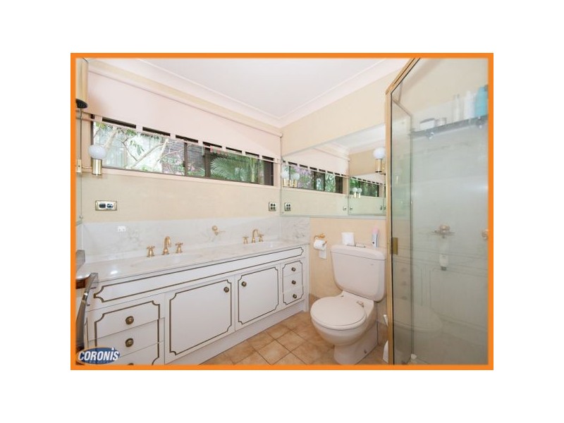 15 Claret Street, Carseldine QLD 4034