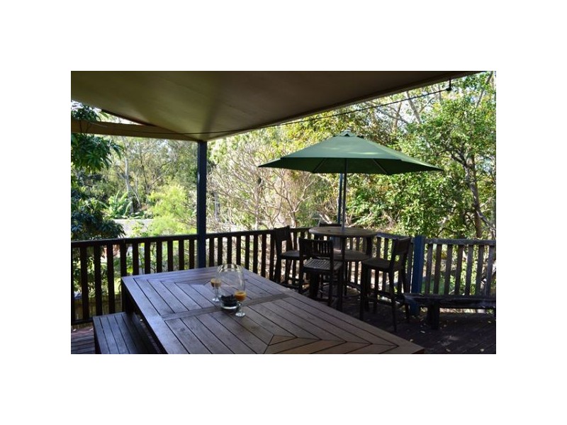 647 Waterworks Rd, Ashgrove QLD 4060