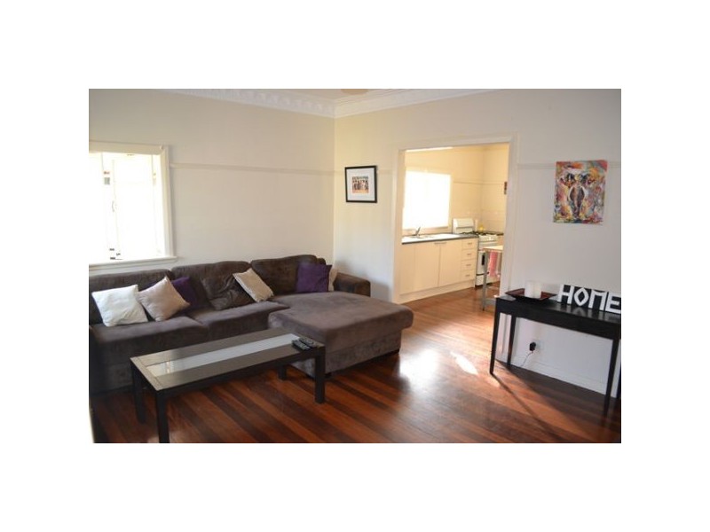 647 Waterworks Rd, Ashgrove QLD 4060