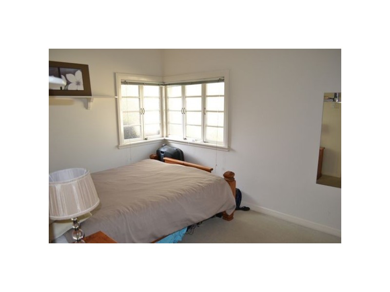 647 Waterworks Rd, Ashgrove QLD 4060