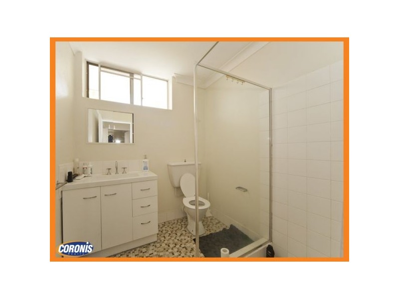 19 Davenport Street, Chermside QLD 4032