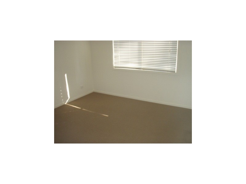 4/64 Station Road, Lawnton QLD 4501