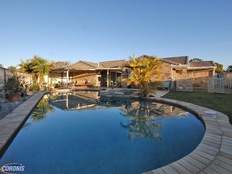 19 Canterbury Street, Bracken Ridge QLD 4017