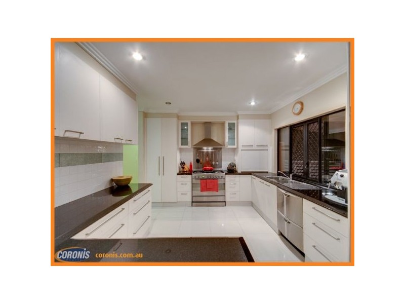 36 Pindari Avenue, Ferny Hills QLD 4055