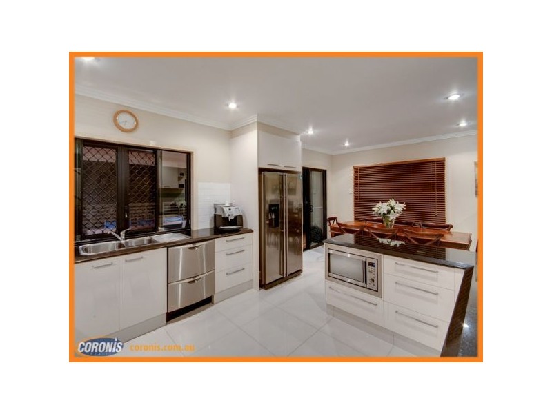 36 Pindari Avenue, Ferny Hills QLD 4055