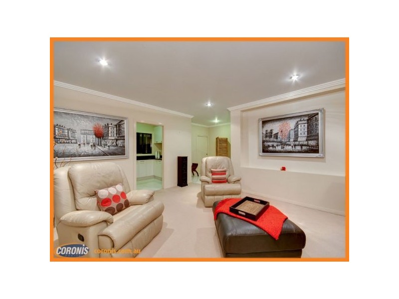 36 Pindari Avenue, Ferny Hills QLD 4055