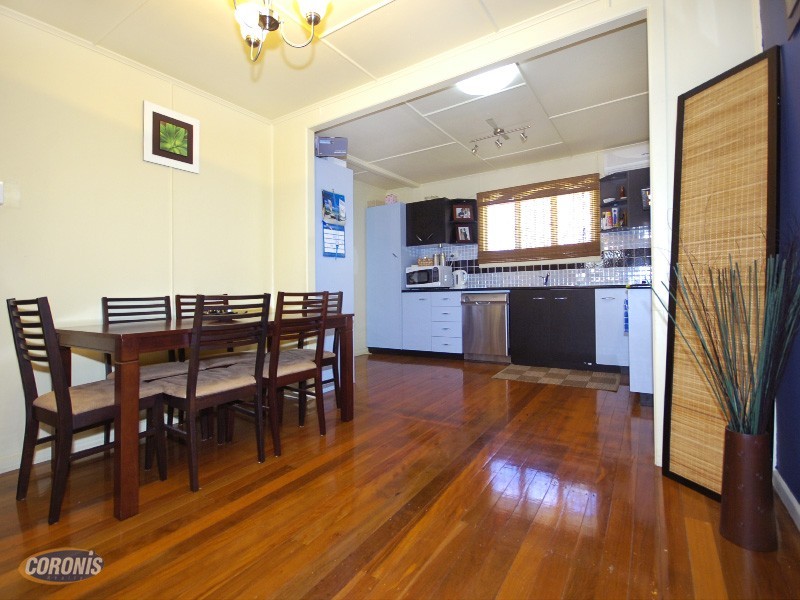 54 Patricks Road, Arana Hills QLD 4054