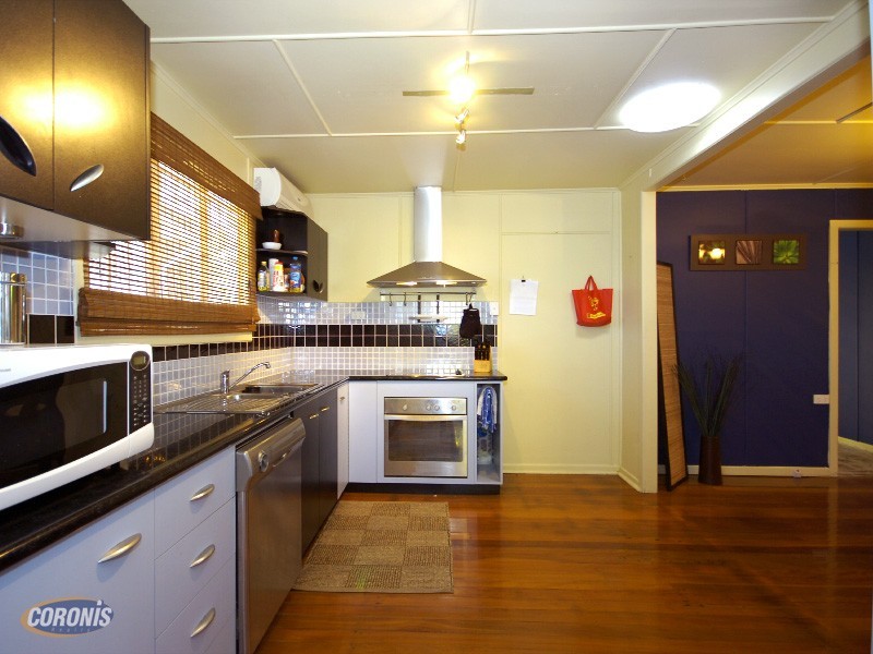 54 Patricks Road, Arana Hills QLD 4054