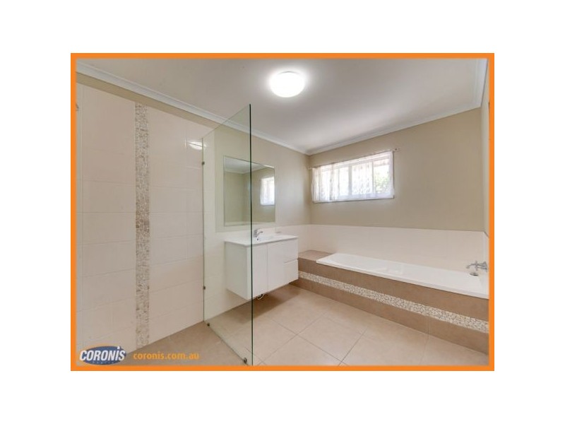 54 Rinavore Street, Ferny Grove QLD 4055