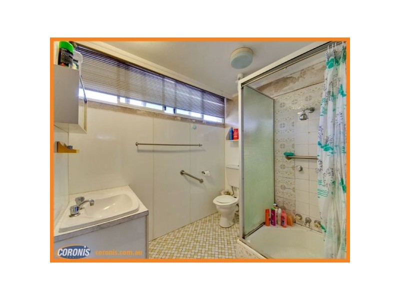 1/8 Ricardo Street, Kelvin Grove QLD 4059