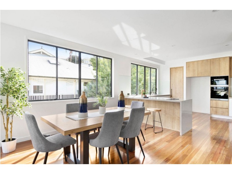 20 Grays Road, Hamilton QLD 4007