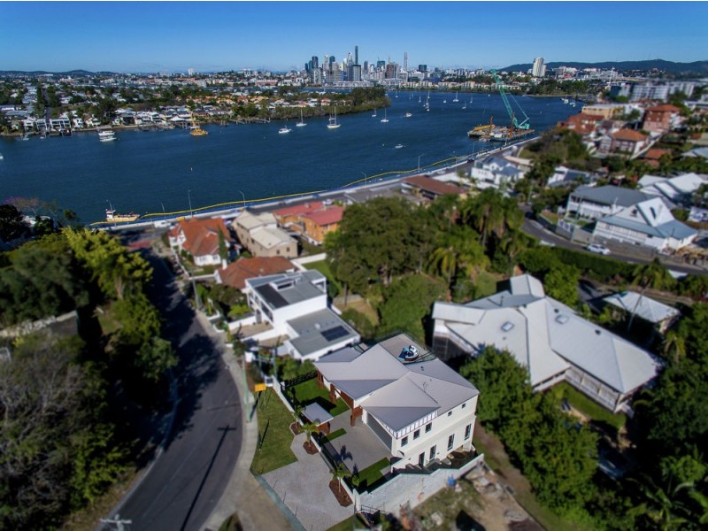 20 Grays Road, Hamilton QLD 4007