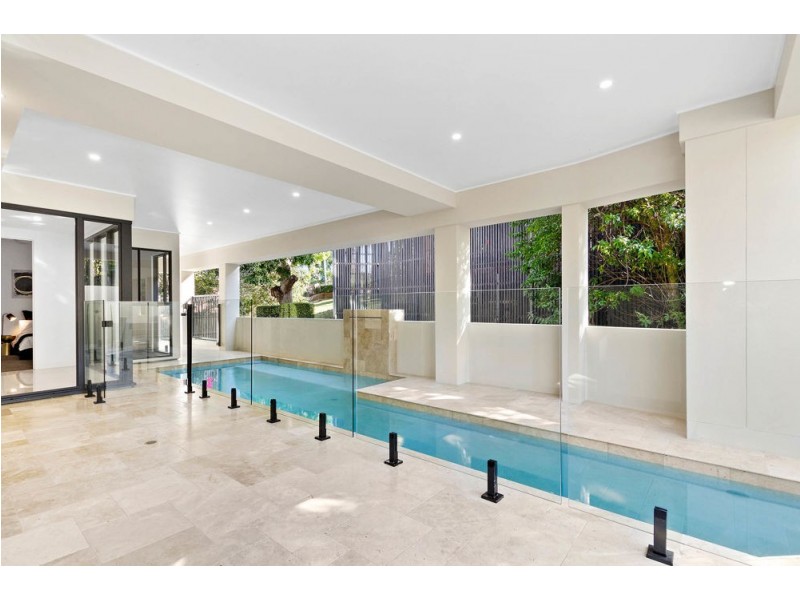 20 Grays Road, Hamilton QLD 4007