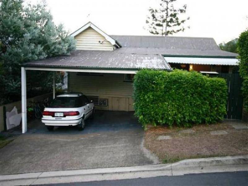 38  Eighth Avenue, Wilston QLD 4051