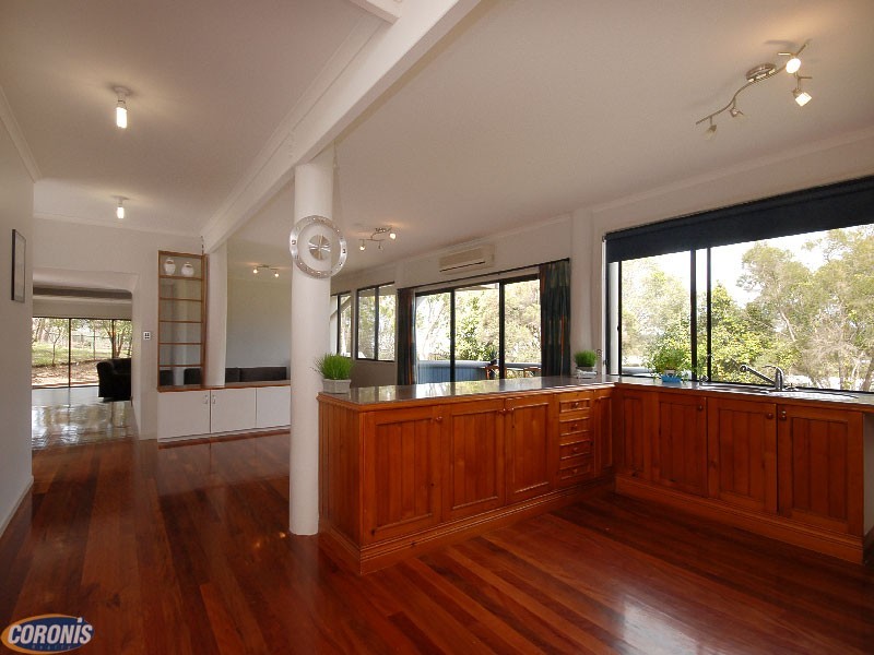 Eatons Hill QLD 4037