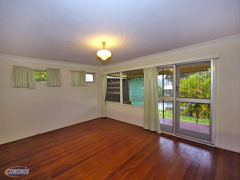 10  Bamber St, Chermside West QLD 4032