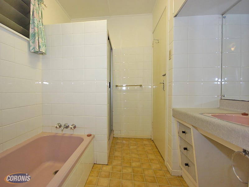 10  Bamber St, Chermside West QLD 4032