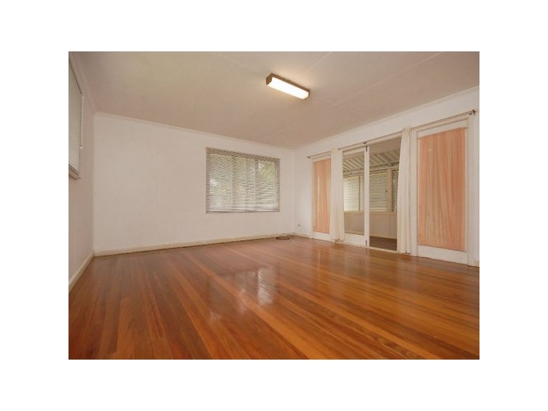 21 Myles Street, Lawnton QLD 4501