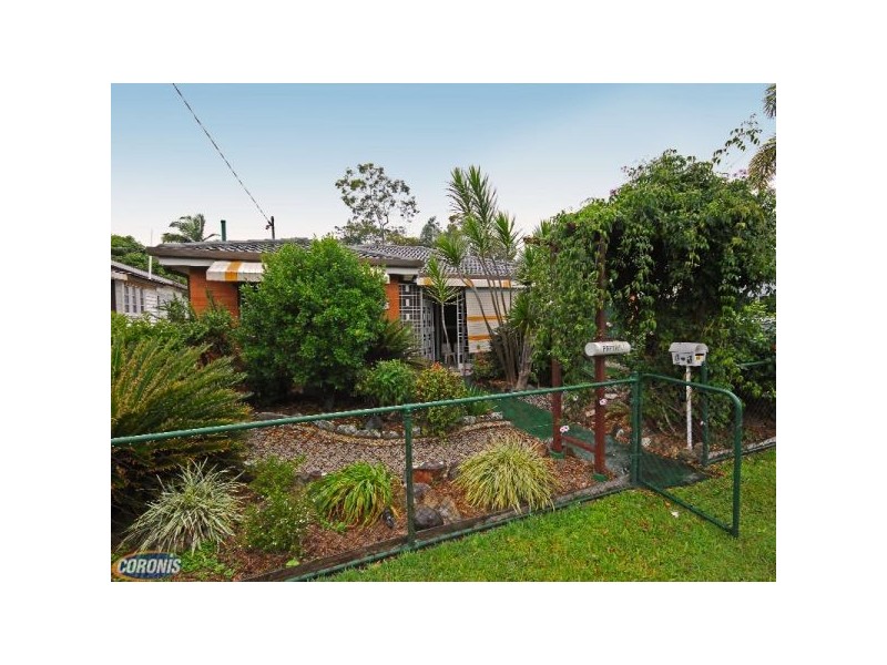 33 Seaview Parade, Deception Bay QLD 4508