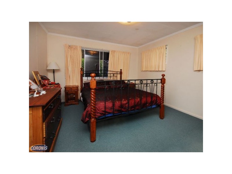 33 Seaview Parade, Deception Bay QLD 4508