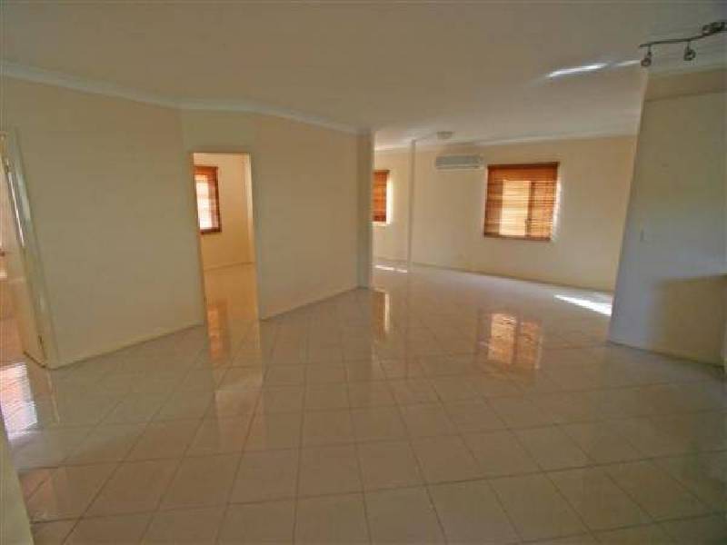 1/115 Webster Road, Stafford QLD 4053