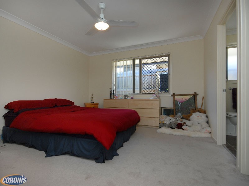 Rothwell QLD 4022