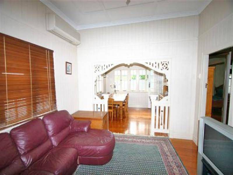 32 Cressey Street, Wavell Heights QLD 4012