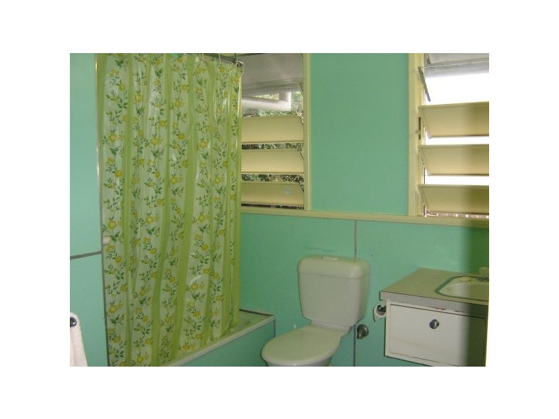 2/165 Butterfield Street, Herston QLD 4006