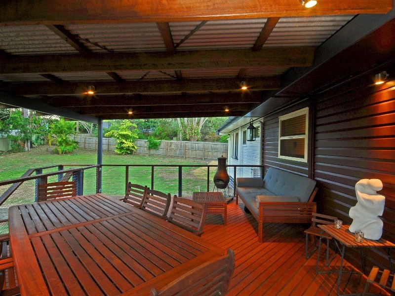 2 Aldren Street, Stafford QLD 4053