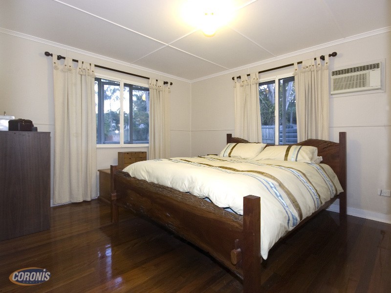 2 Aldren Street, Stafford QLD 4053