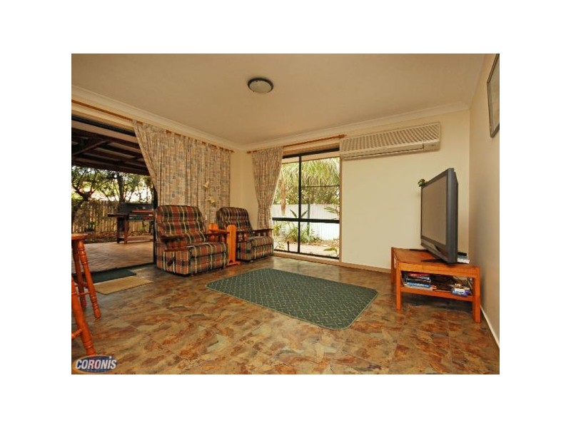 34 Washbrook Crescent, Petrie QLD 4502